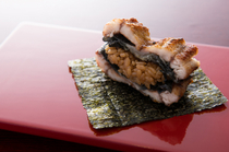 Teruzushi_[Wild Eel] Enjoy two pieces of thickly-cut fluffy meat with sushi rice in between.