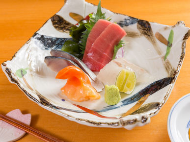 YUME sushi in Kokusai dori, Okinawa - SAVOR JAPAN