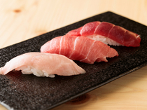 Koromo Sushi_[Maguro Nigiri] You'll surely enjoy their maguro which is the star of any sushi restaurant.