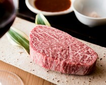 Nihon Yakiniku Hasegawa Omotesando branch_HEIKE - Indulge in the king of meat, the prime Chateaubriand.