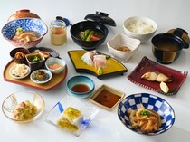 Wa Dining Sato_Seasonal Casual Course - filled with seasonal delicacies from season to season.