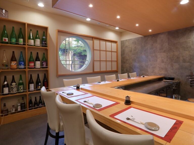 Sushi Nagayoshi_Inside view