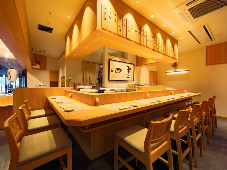 Sushi Hiroshima Ajiroya ekie branch_Inside view