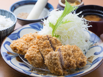 Agu Tonkatsu Coshon_[Kiwami (Ultimate) Agu Pork Fillet Cutlet] Simply enjoy its tender meat with a refreshing flavor.