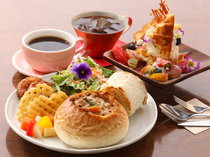 19HITOYASUMI Nanto A-MIEUX branch_[Lunch Set with Home-Made Bagel Bowl Chowder and Waffle Dessert] Select your favorite among 4 different soups. 