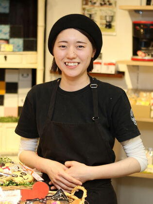 19HITOYASUMI Nanto A-MIEUX branch_Arika Nambu