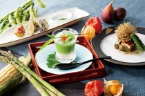 SKYTREE(R) VIEW RESTAURANT REN_REN Kaiseki - Traditional Japanese course with high-quality seasonal ingredients.