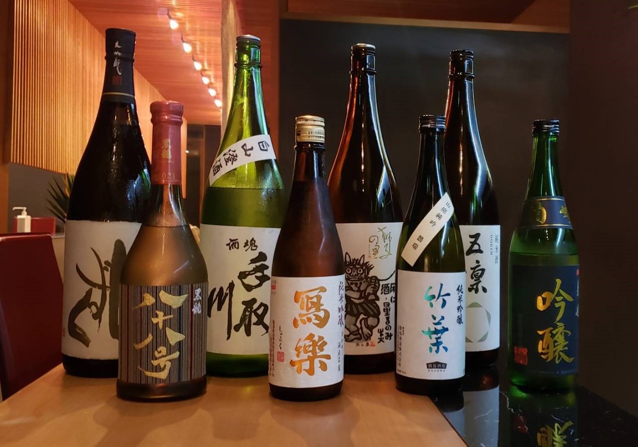Ishiya_Sake - Wide selection of sake from famous Hokuriku brands to limited editions.
