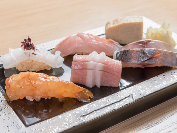 Grilled fish and Sushi Yakino Uojima image