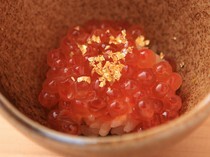Sushikappou Ku-kai_Small Ikura Bowl with Yuzu and Gold Leaf - Salmon roe marinated in dashi broth and red rice goes perfectly.