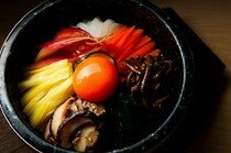 Setsugekka Tanaka Satoru_Stone Cooked Bibimbap - Domestic organic vegetables and carefully selected ingredients are used.
