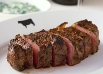 37 Steakhouse & Bar Naha_[US Prime Sirloin Steak 350g] Rich marbled beef flavor.