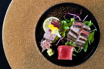 Kairi_Premium Sashimi Platter (1 Serving)- Made with fresh local fish and served with a unique seasoning.