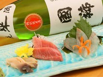 Sushiya no Negami_Sashimi Assortment - Goes perfectly with Japanese sake. The freshest seafood is carefully selected