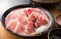 Ginza Shabutsu Yoshinosasa Ginza Branch_A wide variety of meats is available
