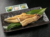 Doikatsuman Gion Yasaka Branch_Shiroyaki (Unseasoned Grilled Eel) - To be savored with Sake