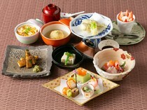Omi-Kaiseki Kiyomoto_kaiseki Cuisine Miyabi - 9 dishes, including appetizer, Sashimi, grilled dish, cooked dish, and dessert.