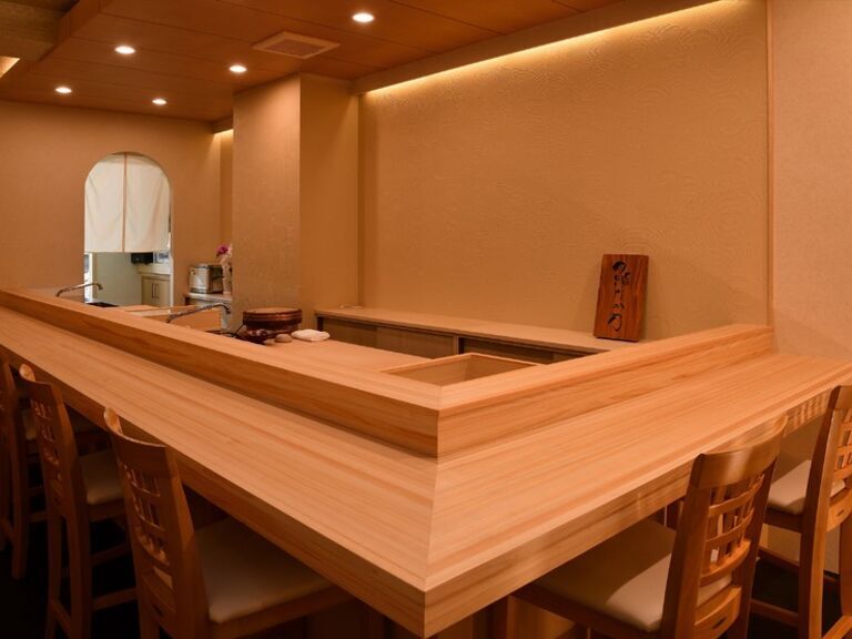 Sushi Nakano_Inside view