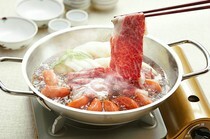 Kaiseki Mita Basara Bettei_Kaiseki Cuisine - lets customers enjoy Tomato Sukiyaki with Japanese Black Cattle Rib-Eye Steak