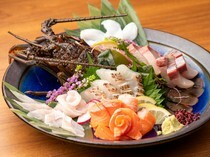 AOHIGE Main Branch_Assorted Sashimi - Selected seafood mainly from the Seto Inland Sea.