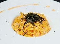 DINING BAR SHARE_Mentaiko Cream Pasta - Fresh pasta with a chewy texture gets mixed with the sauce.