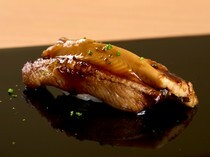 Ryoheisushi_Anago (conger eel) Nigiri - The deliciousness of Edomae traditional boiled anago is amazing.