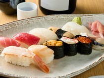 Robata to Oden Kyousuke Kinshicho Branch_10 pieces of Sushi - Enjoy the freshest seafood from all over Japan!
