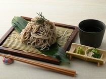 Kangien_Juwari Zaru Soba (100% made of buckwheat flour) - Enjoy the authentic flavor and texture of soba noodles.