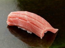Sushiya Hajime_Medium Fatty Tuna - Melts in your mouth, offering a rich and flavorful taste.