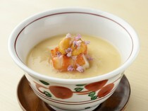 Sushiya Hajime_Chawanmushi - Brings a comforting relief with the aroma of the broth and its smooth texture.