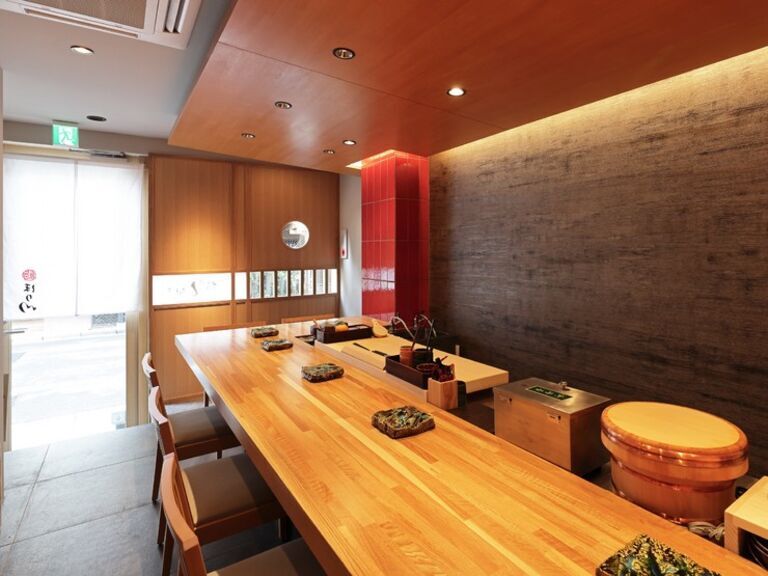 OSushiawase Sushi Horikawa_Inside view