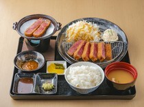 Wagyu Kurosawa Sakaimachi-dori Branch_Wagyu Sirloin Cutlet Set (Special) - Cutlet fried in a thin batter. Grill it as your favorite finish.