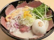 Hida beef bone TAKAYAMA RAMEN MATSURI Osu Branch_Hida Beef Special (White Soup or Clear Soup) - A luxurious serving featuring richly flavored Hida beef roast beef!