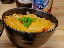 Ryokichi_Katsudon - Uses "Yume No Daichi" pork produced in Hokkaido.