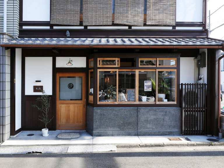 Shoku To Mori Osaka Branch_Inside view