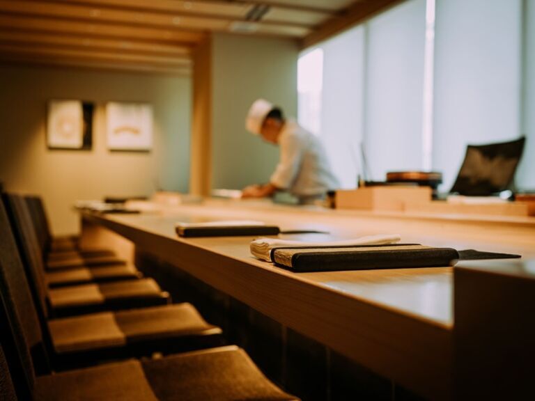 SUSHI SHIOGAMAKOU GINZA KIWAMI_Inside view