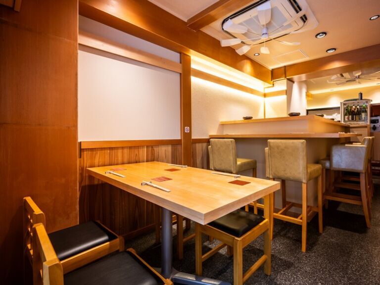 Sushi Rakuichi_Inside view