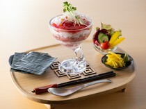 umi _Tuna Parfait (limited to 10 a day) - The fun of eating spreads with a gorgeous appearance.