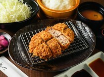Kimukatsu Ebisu Branch_Kimukatsu Set Meal - Includes freshly cooked cutlets and rice.
