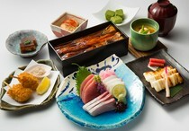 Ginza Tamai_Take Course - 7-course seasonal menu, including a medium-sized conger eel rice box.