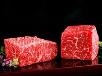 Wagyu Yakiniku Kakunoshin Roppongi Branch_Kanzaki Aging Beef grilled in chunks - grilled in chunks to keep Umami in the meat