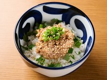 Urayasu Kourai_Aji Namero Don - A rice bowl featuring horse mackerel, perfectly paired with the restaurant's original blend of miso.