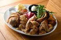 REVO BREWING_Roasted Whole Chicken - Also recommended for sharing with other people. Features fragrant scents.