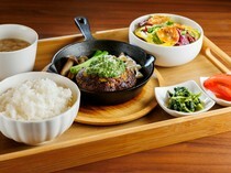 JOYS TABLE Dining&Cafe_Kyoto Special Kujo Negi-vese Hamburger Steak - The most popular hamburger steak.