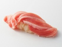 Sushi Miyako_Nigiri - Uses 2 kinds of shari (rice) and leads seasonal ingredients to the top taste.
