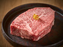 Yakiniku RIKIO_Chateaubriand - Selected top-quality meat is proof of rarity.