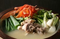 Sumibi Kushiyaki Ando_Nichinan Chicken Mizutaki (hot pot) - a highly satisfying menu