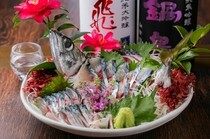 Sakanaya Soma Nishimachi Branch_Sashimi of Fresh Mackerel - You'll feel the specialist's attention to detail.