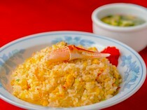 Otaru Ankake Yakisoba Kakuryu_Crab Fried Rice - Real crab meat and crab claws. You will be delighted with the crab flavor spreading in your mouth.