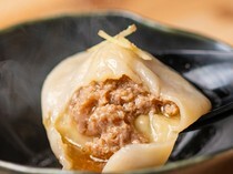 Akasaka Sumibi Shabu-shabu Takane No Buta_Soup Dumpling of Meishanton Pork directly from Tsukahara Farm - Enjoy the finest pork in dim sum.